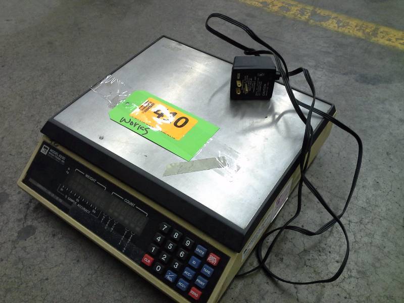 Scale model 8230