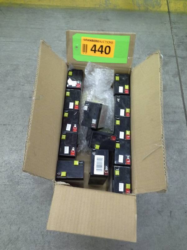 Lot of sealed rechargeable lead acid batteries