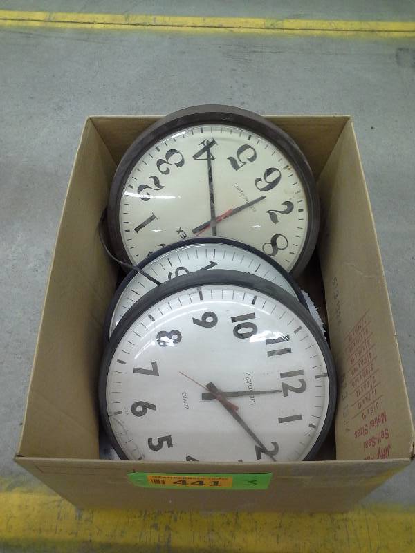 Lots of clocks