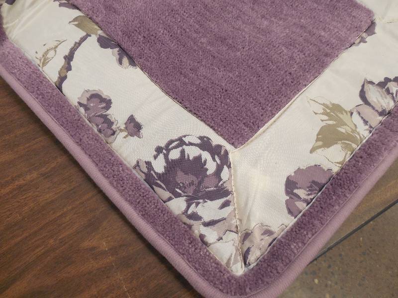 lot 76 image: Bath Set - Rugs - Curtain - Can