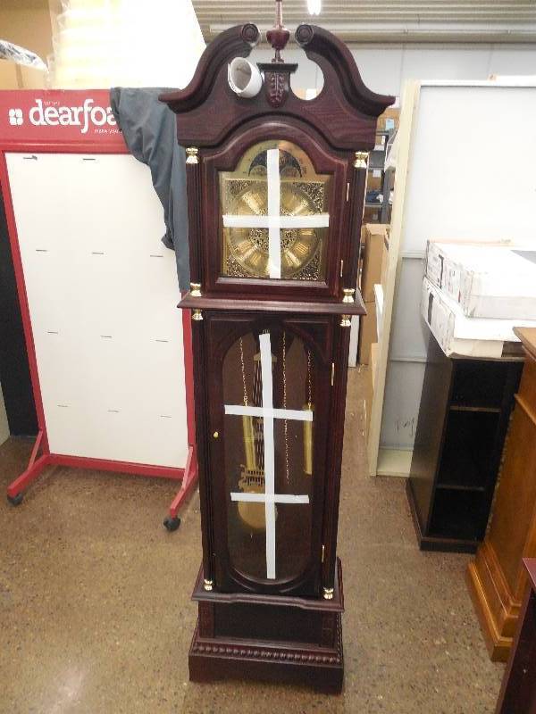 lot 3 image: McLeland Design 72 Grandfather Clock - Cherry