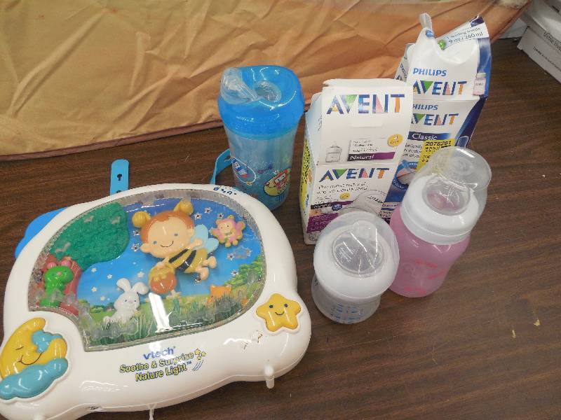 lot 54 image: BABY TOY,BOTTLE LOT