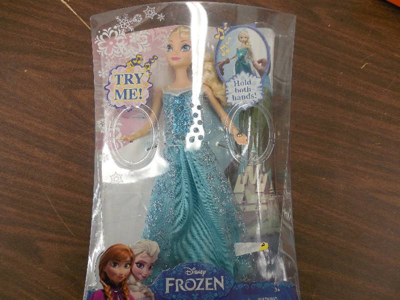 lot 94 image: Disney Frozen Musical Magic Elsa Doll