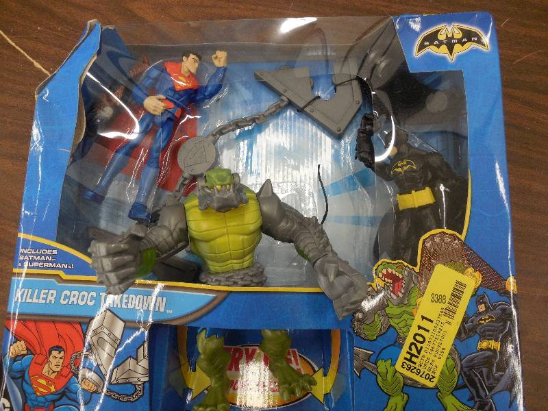 lot 97 image: Batman Killer Croc Takedown Figure Set