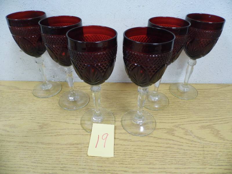 6 Piece Red Stemware
