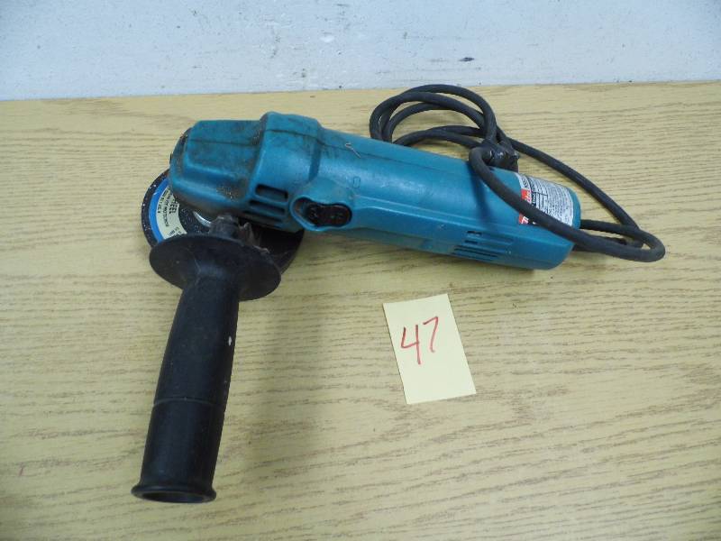Makita Grinder
