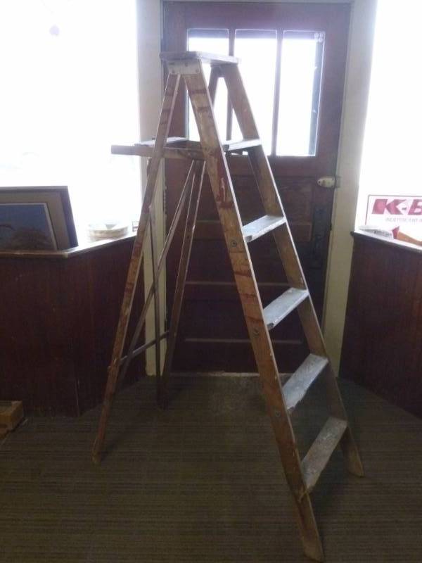 Step Ladder