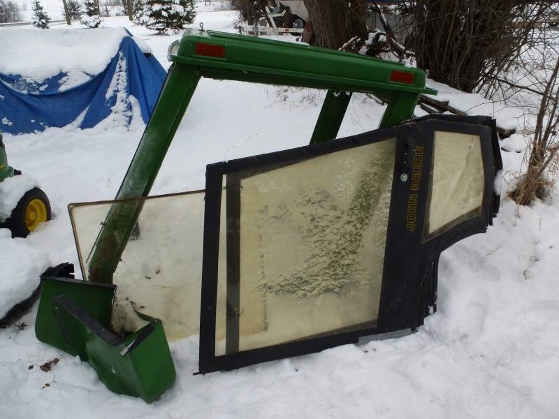 John Deere Cab