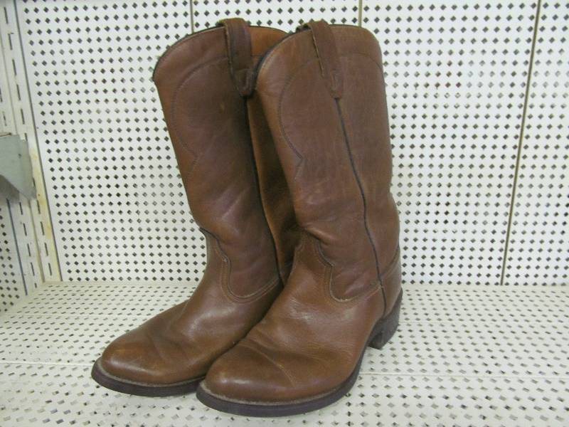 Stuart Mc Guiri cowboy boots