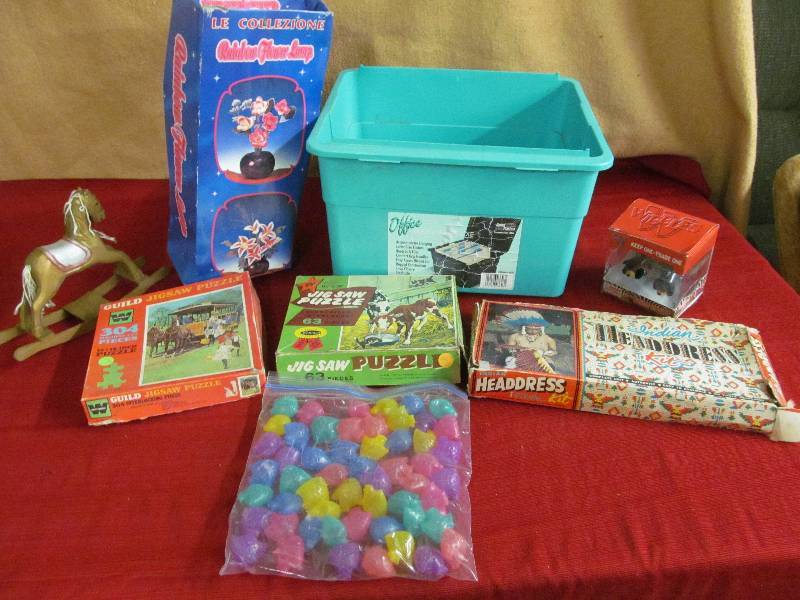 toys