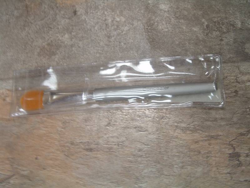 lot 312 image: Youngblood Concealer Brush