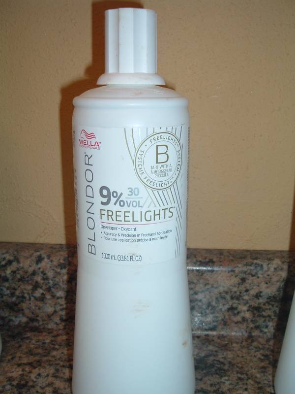 lot 343 image: Blondor Freelights Developer  used