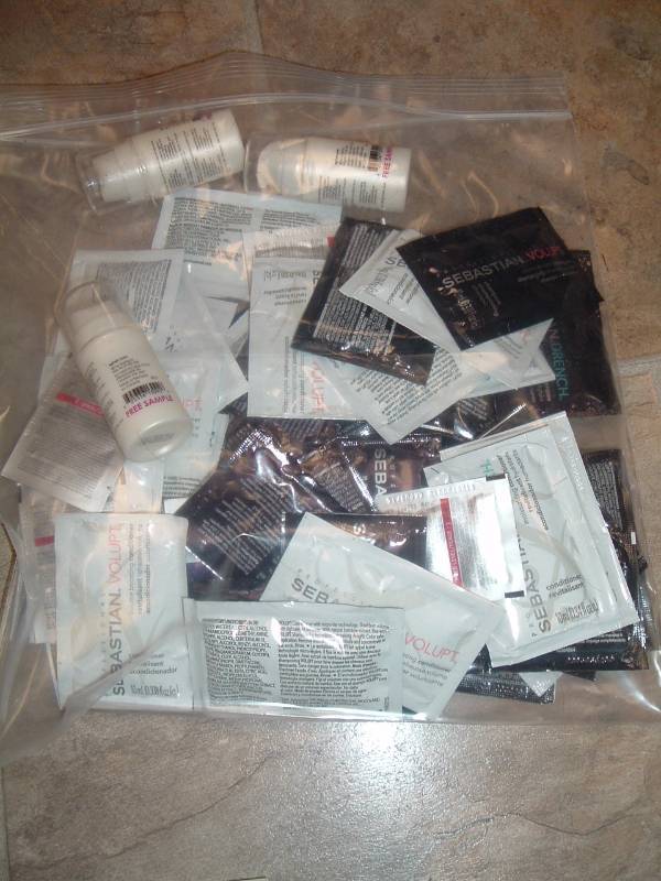 lot 366 image: Bag of Samples