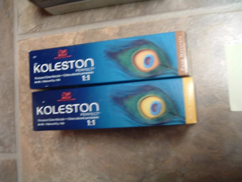 lot 425 image: Koleston Perfect  New