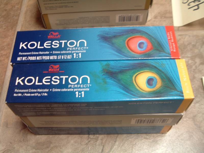 lot 427 image: Koleston Perfect  New