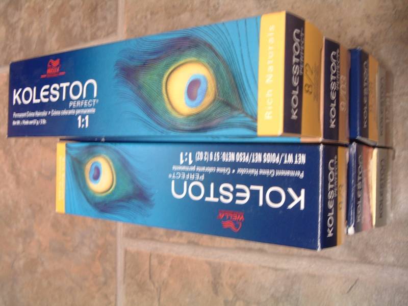 lot 430 image: Koleston Perfect  New