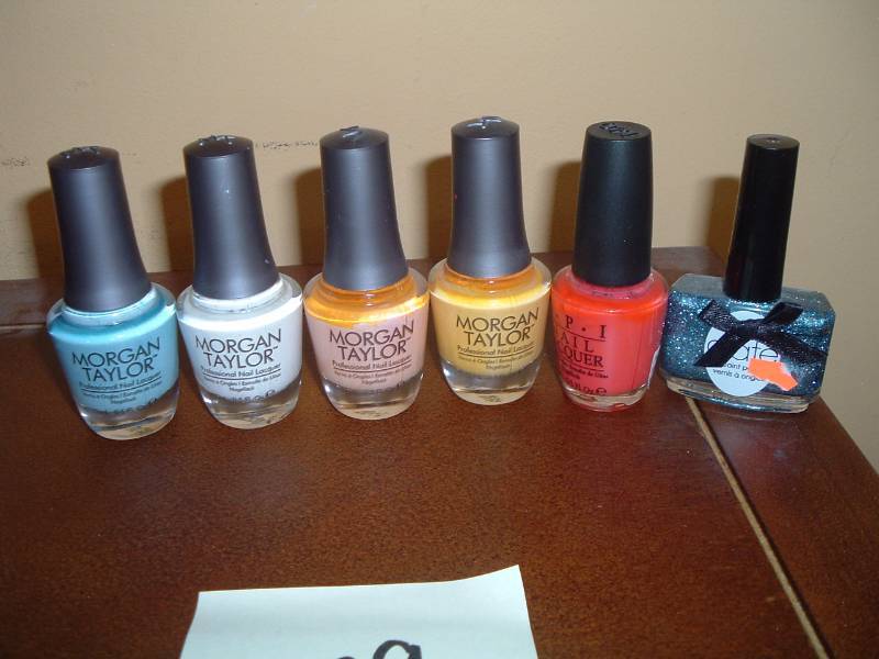 lot 479 image: Morgan Taylor Used Nail Polish