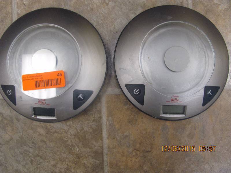 lot 46 image: Wella Color Scales