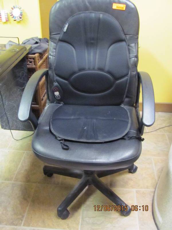 lot 50 image: Office Chair with Massage Attachment