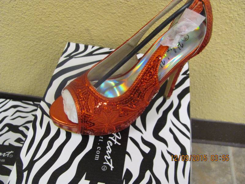 lot 67 image: Bling Shoes