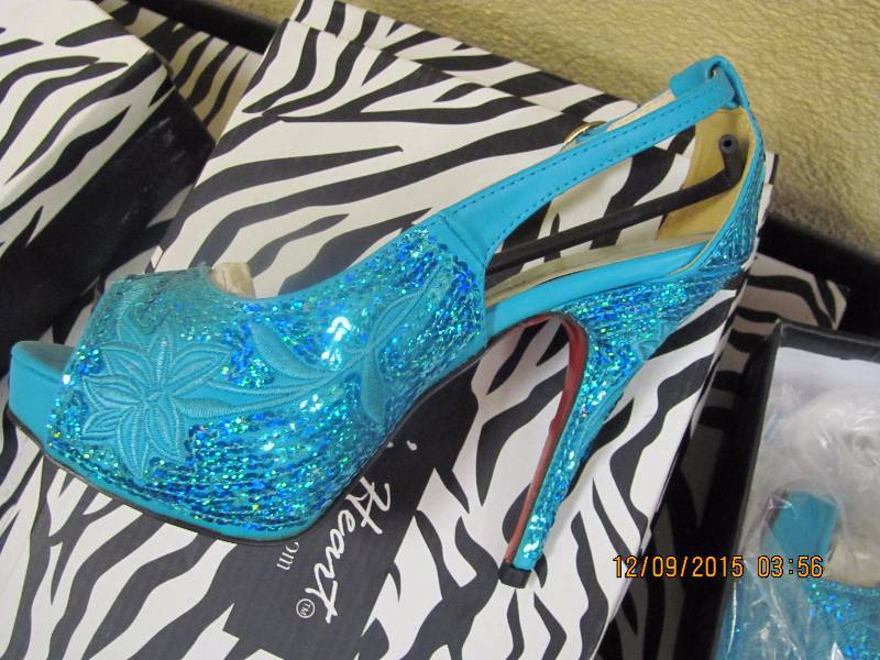 lot 68 image: Bling Shoes