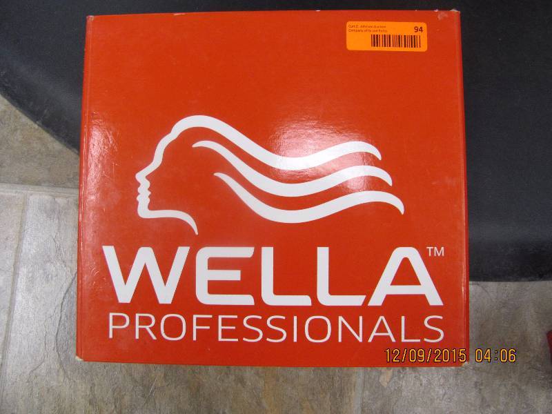 lot 94 image: Wella Color Swatch Book