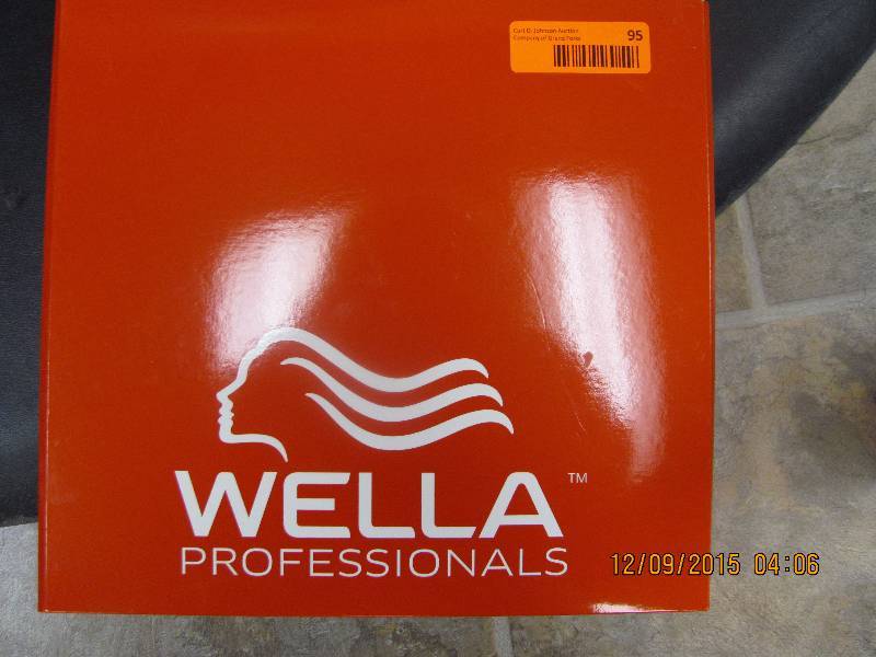 lot 95 image: Wella Color Swatch Book