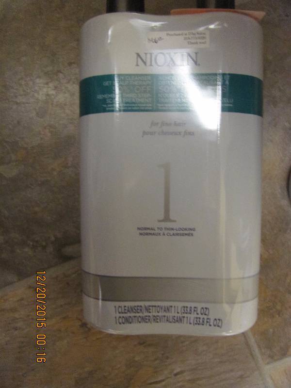 lot 149 image: Nioxin Duo