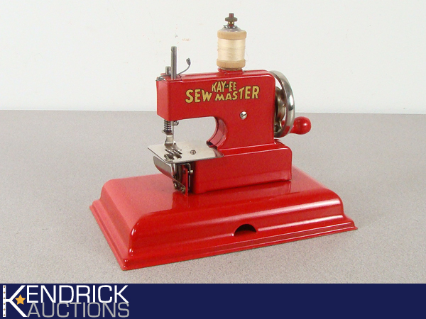 Vintage MINT KayAnEE Sew Master Toy Sewing Machine