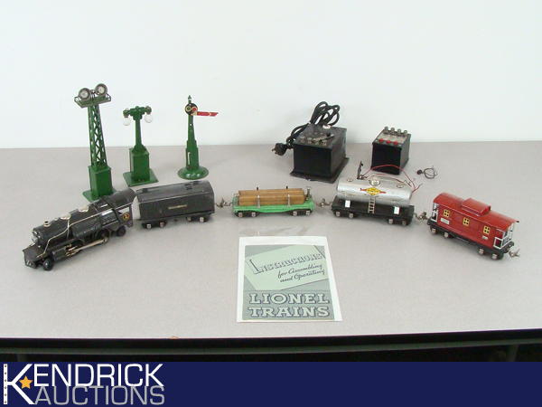 Vintage 1930s Lionel Metal Train with Controllers, and Accessories