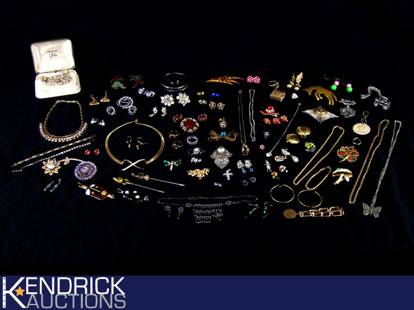 Lot of Vintage Higher End Rhinestone etc. Costume Jewelry