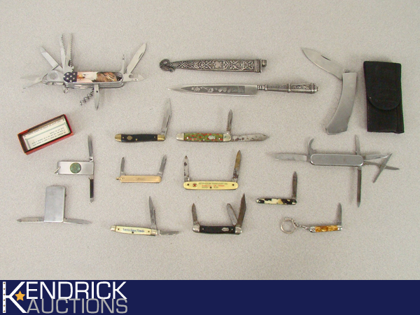 Lot of Vintage Higher End Pocket Knives