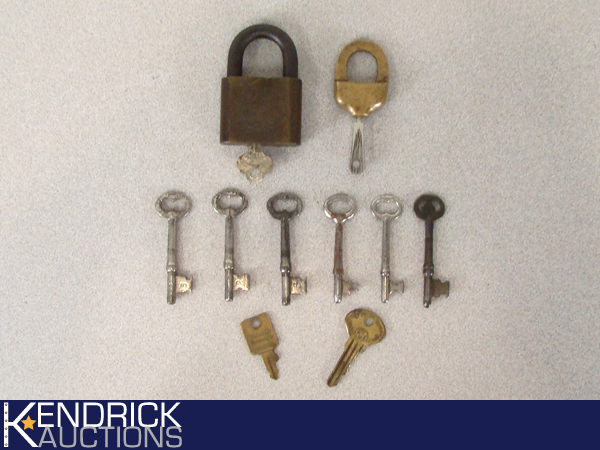 Lot of Antique Locks, Skeleton Keys etc.