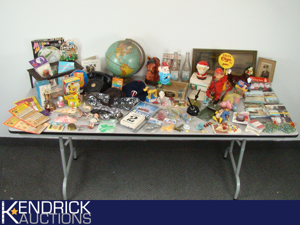 Large Lot of Miscellaneous Collectibles