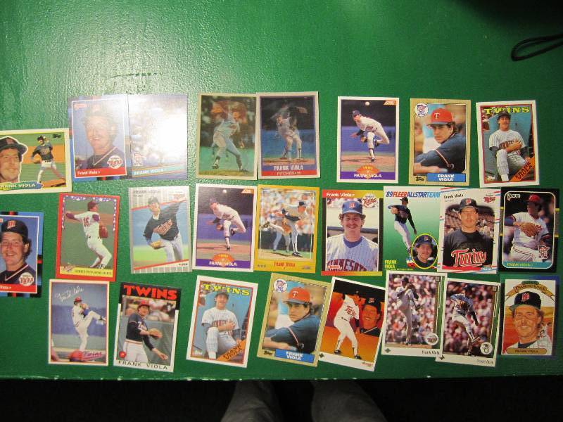 25 Frank Viola cards...