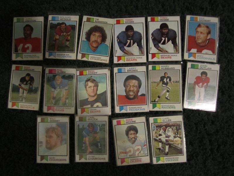 Lot of 1973 Topps football cards...