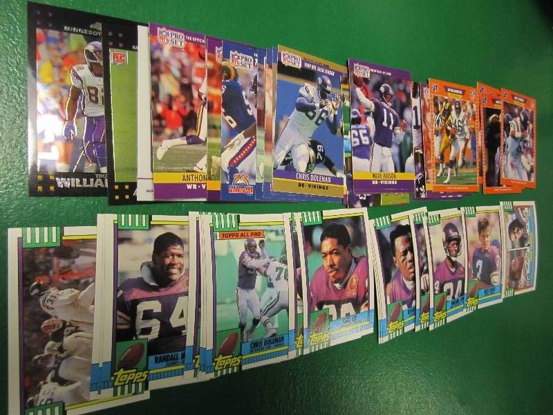 Lot of Minnesota Vikings cards...