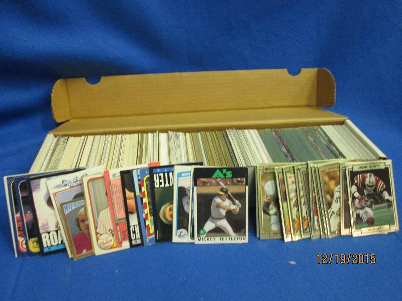 Box of mixed sports cards...