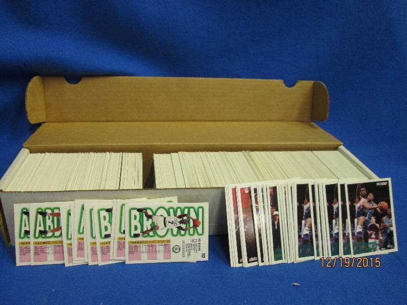 Box of 1993 - 1994 Fleer basketball...