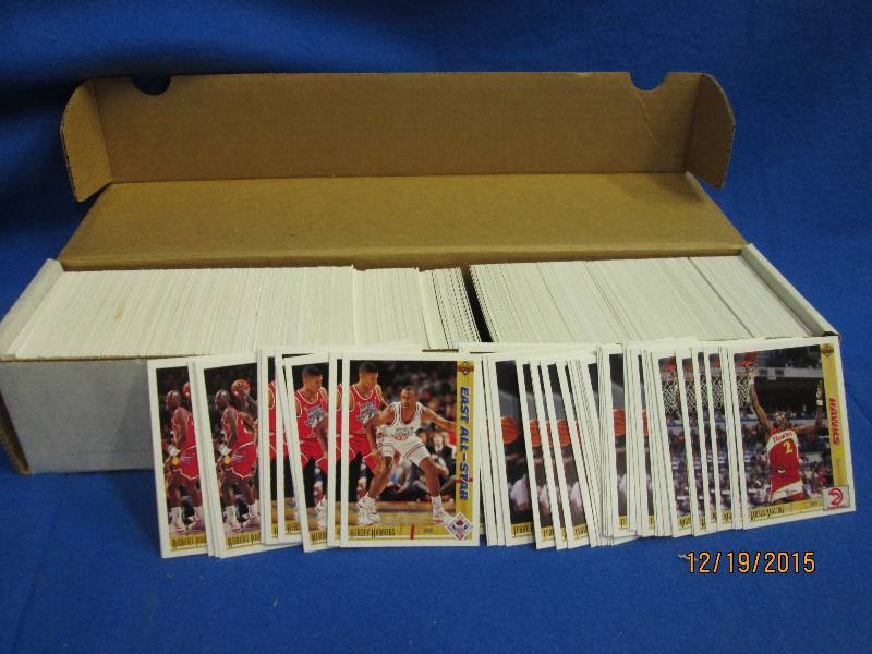 Box of 1991 - 1992 Upper Deck baske...