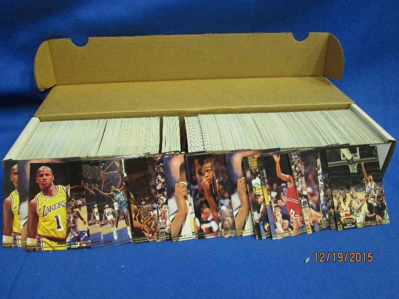 Box of 1992 - 1993 Topps Stadium Cl...