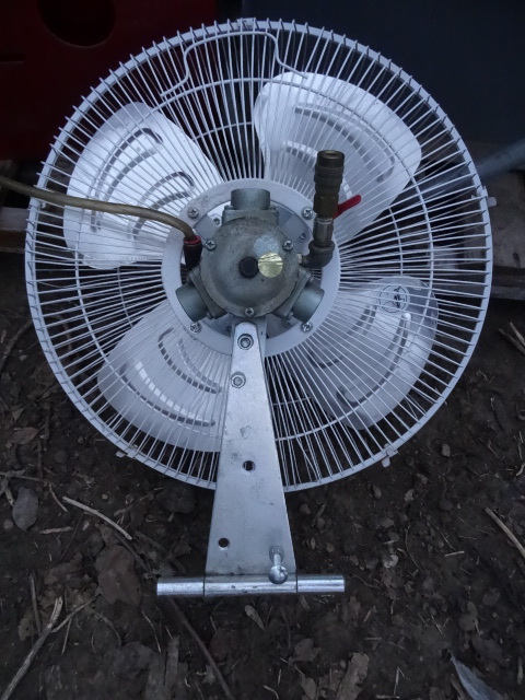 Air powered fan