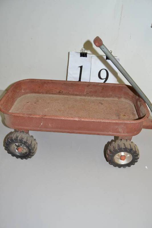 lot 19 image: wagon