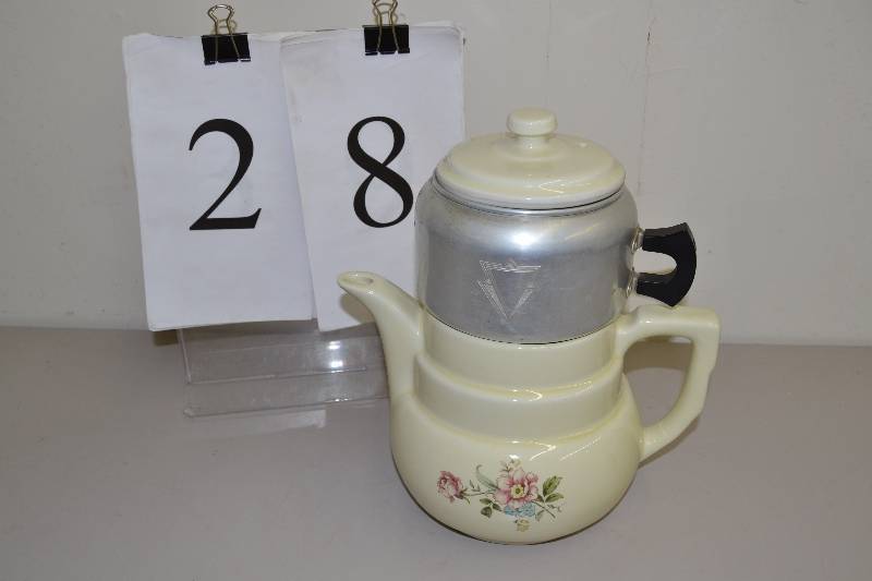 lot 28 image: Drip-O-Later