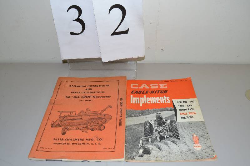 lot 32 image: Manuals