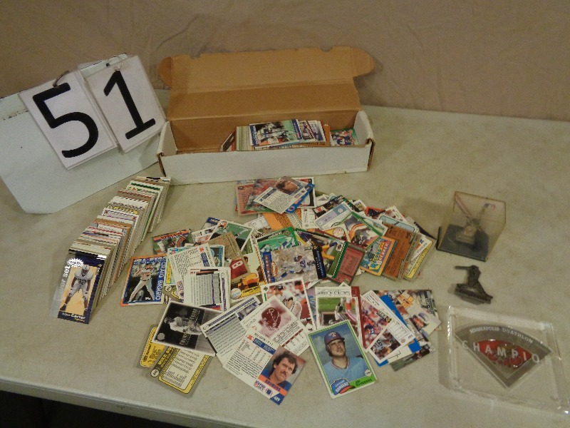 lot 51 image: Collector Cards and More
