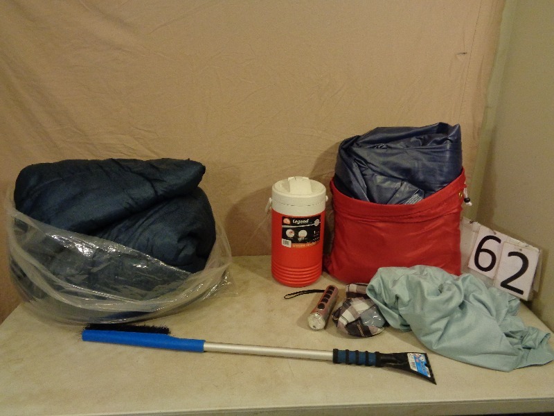 lot 62 image: Camping Items