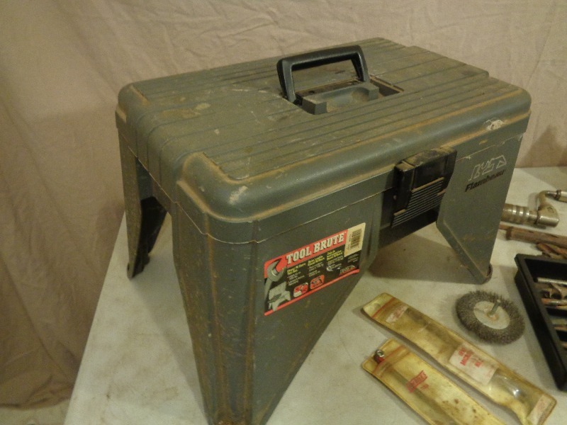 lot 83 image: Toolbox Stool with Drill and Drill Bits