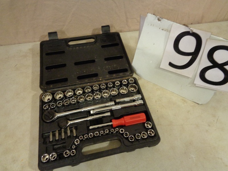 lot 98 image: Socket Set