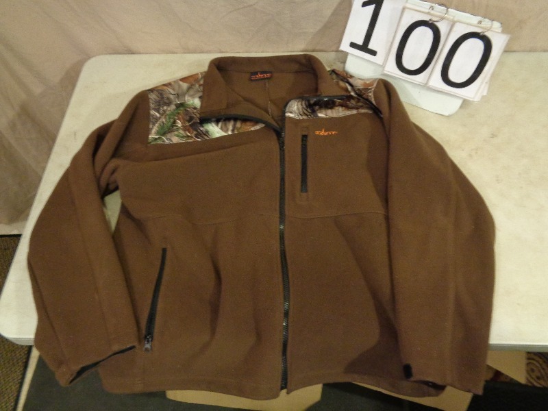 lot 100 image: XL Habit Realtree Zip UP Jacket